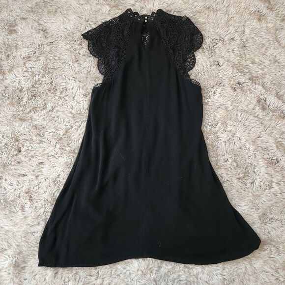 Charlotte Russe Crochet Lace Flutter Sleeve Halter Style Mini Dress Black Medium - Picture 6 of 9
